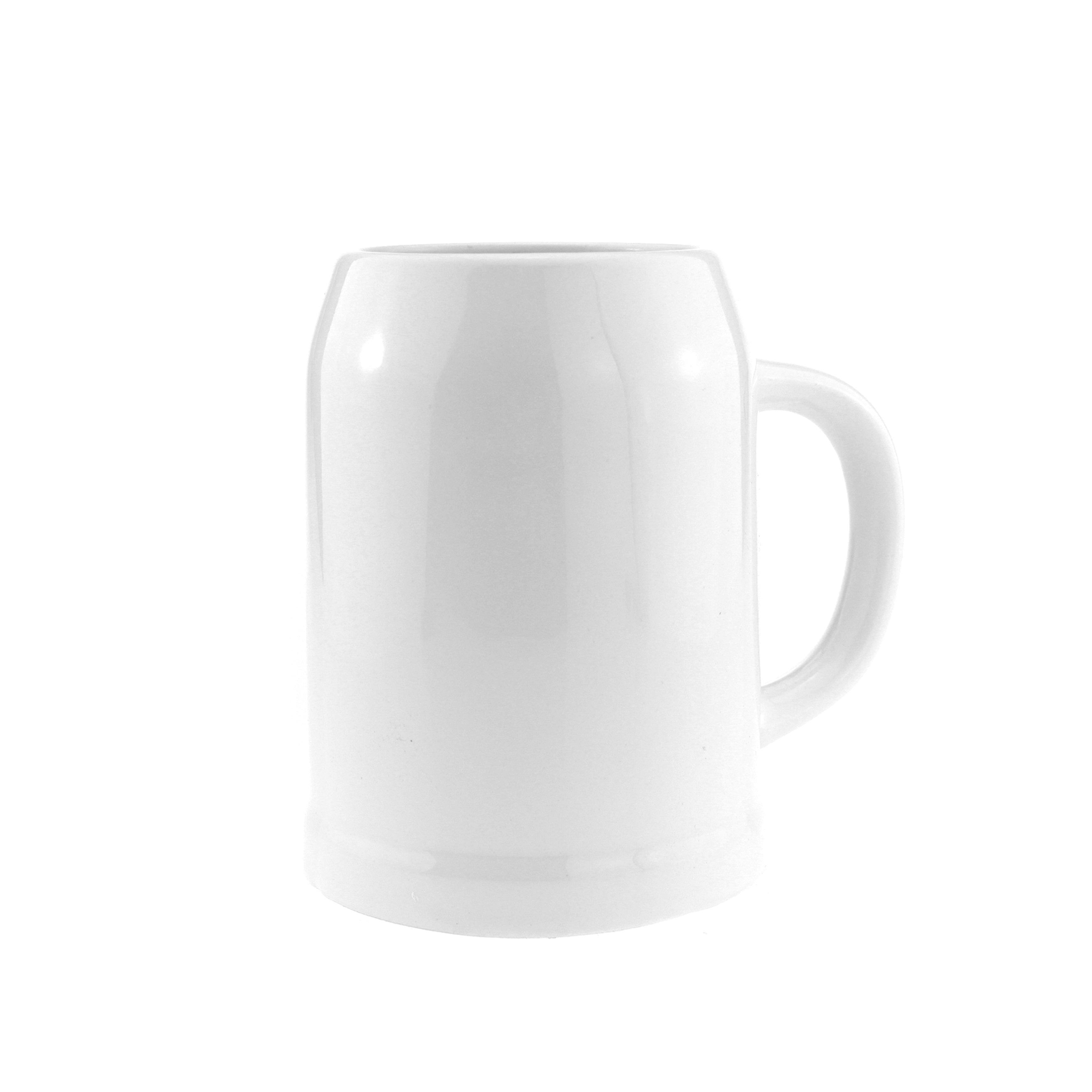 Steinfarbener Bierkrug mit Henkel, Logogravur auf rauer Oberfläche, zylindrische Form, Fassungsvermögen 0,5 Liter.