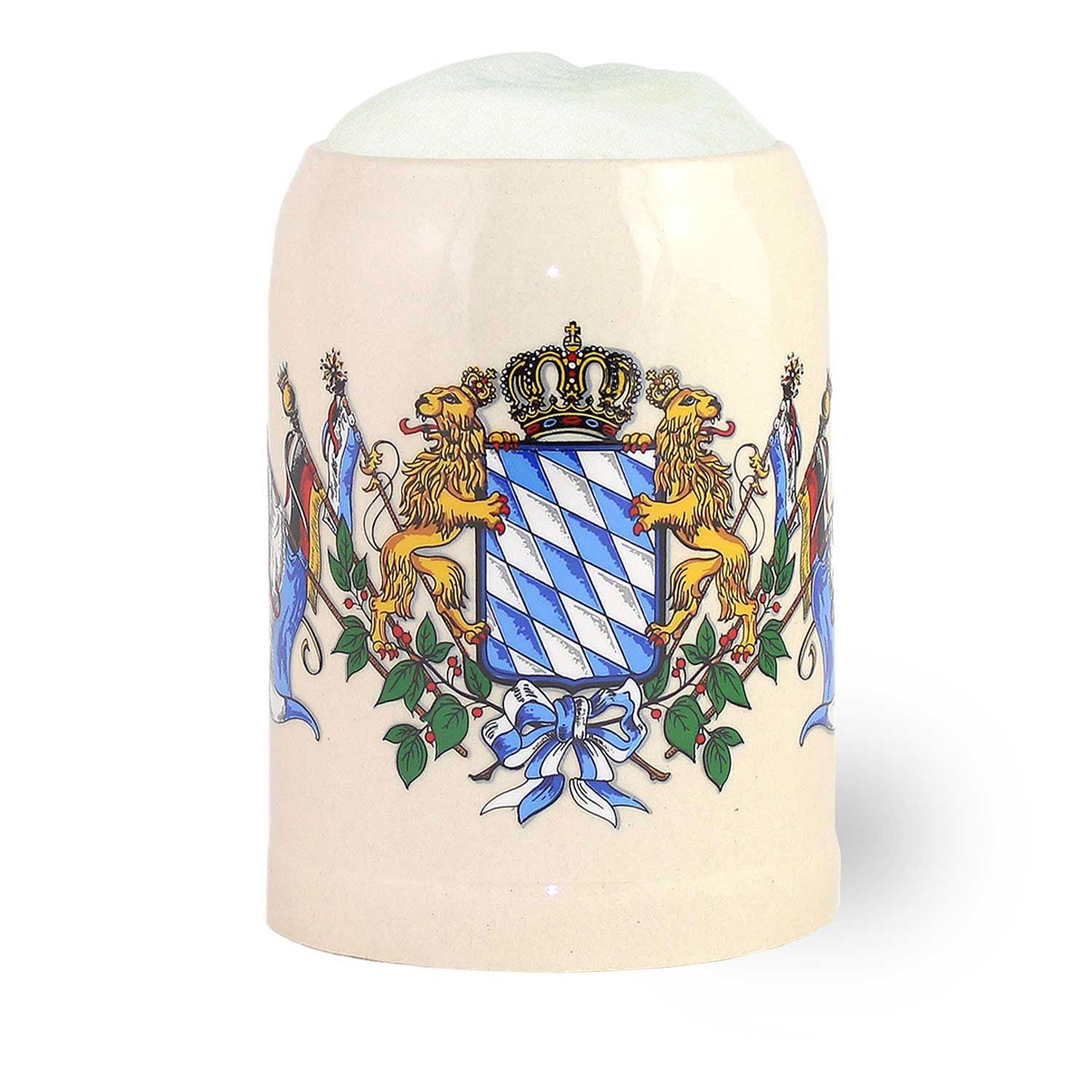 Hellgrauer Steinkrug mit bayerischem Rautenmuster und farbigem Bayern-Wappen auf der Vorderseite, zylindrisch, 0,5 l.